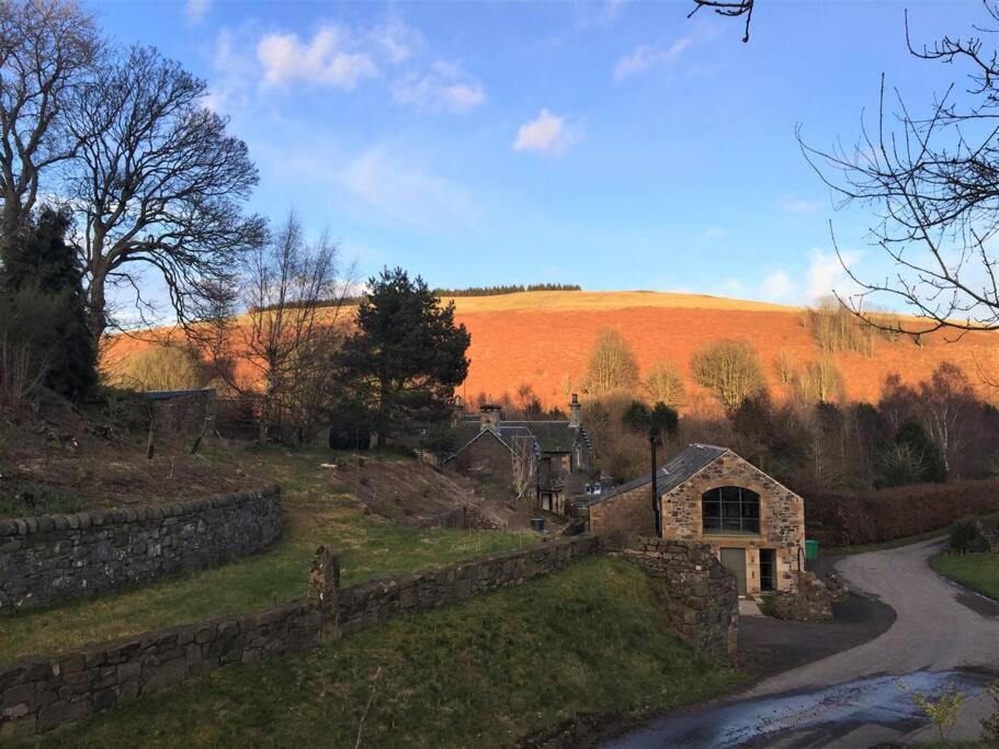 Woodmill Arches - Designer Barn Conversion For Two Apartment Lindores Exterior photo